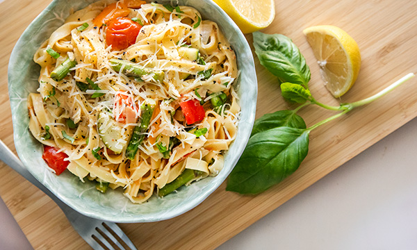 Fettuccine Alfredo Primavera